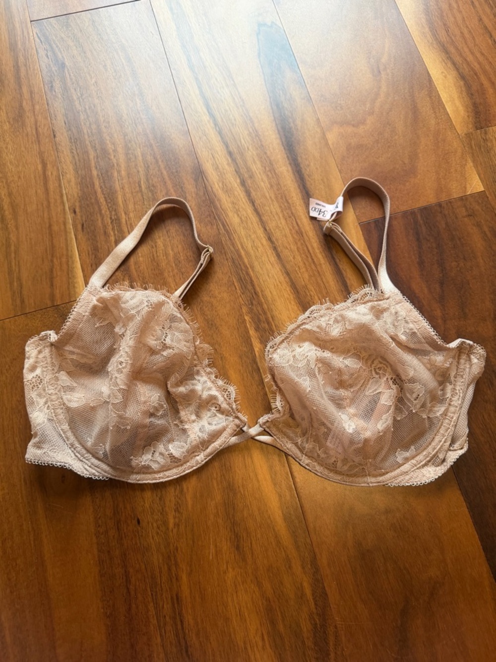 Victoria's Secret Sheer Lace Underwire Bra in Nude Blush